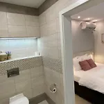 Guest Asenevtsi Center Apartment *