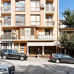 Guest Asenevtsi Center * Veliko Tarnovo