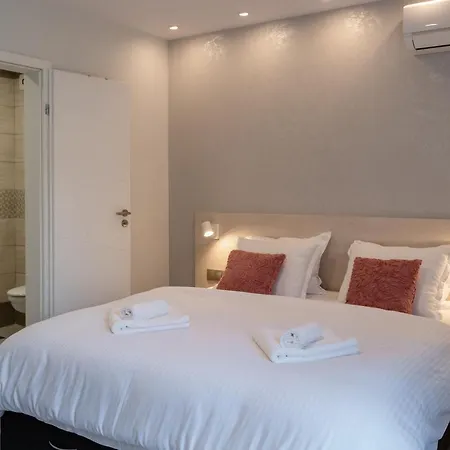 Guest Asenevtsi Center *